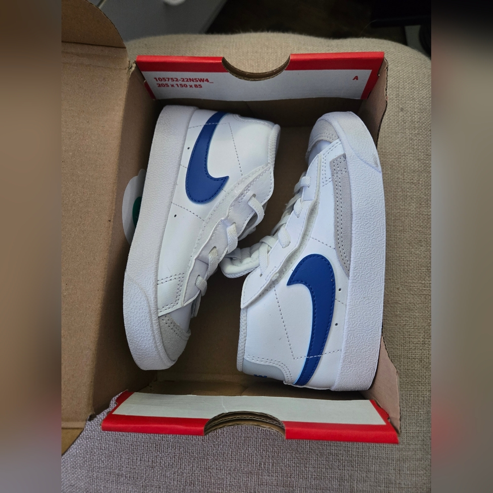Nike Toddler Blazer Mid '77 Shoes, White/Game Royal/Pure Platinum, Size 10C